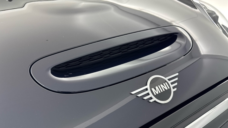 MINI Hatchback 135kW Cooper S Level 3 33kWh 3dr Auto Electric Hatchback